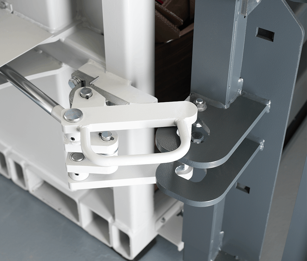V press 860 L Hydraulic door lock